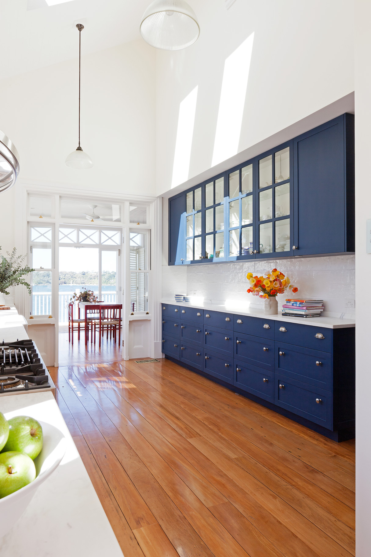 In/Out - Balmoral Beach House by Tom Ferguson