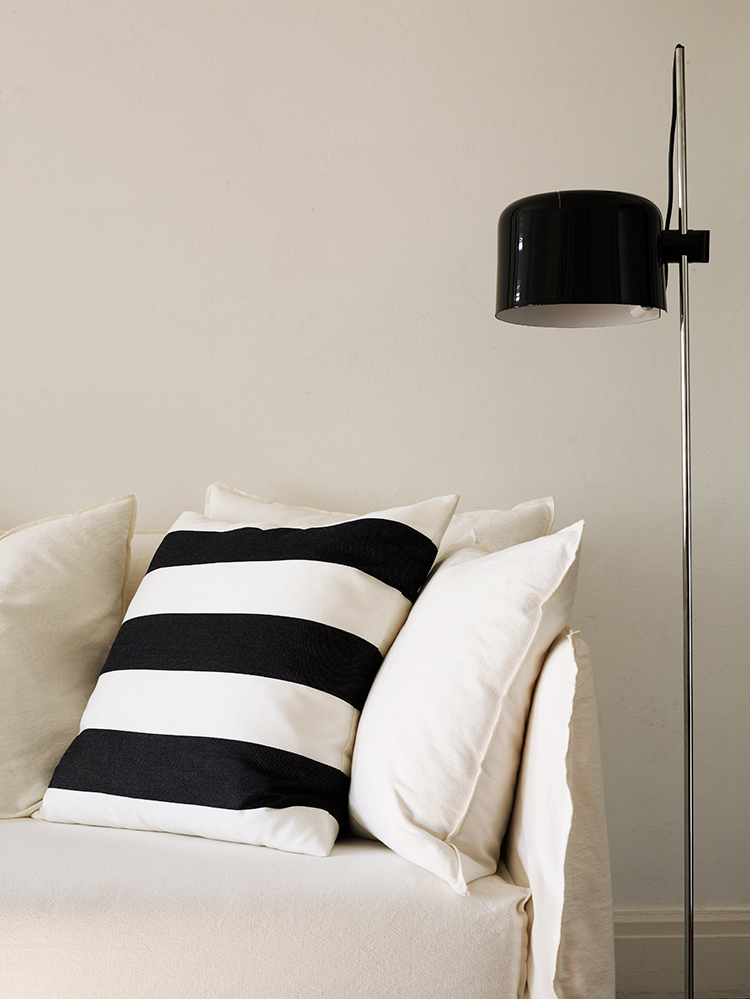 In/Out - Darling Point Apartment