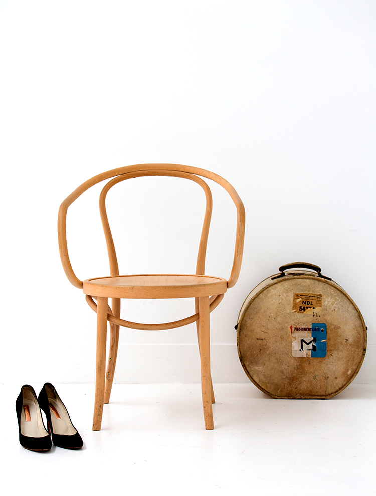 In/Out - Chat in a Chair: Juliette Arent