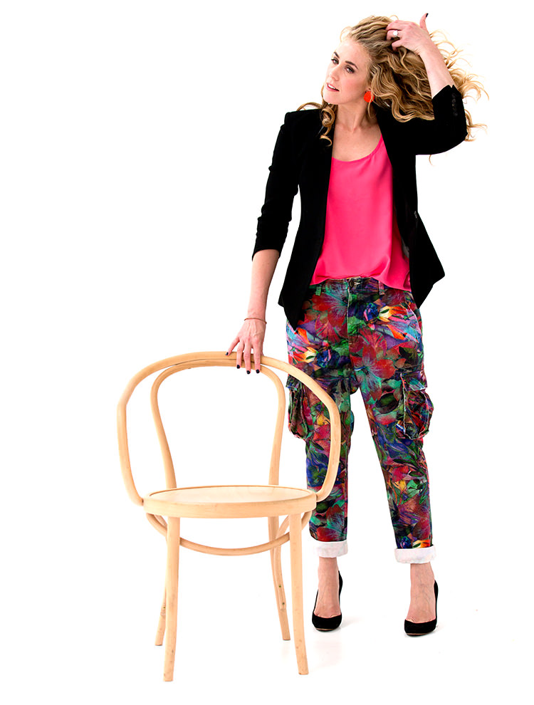 In/Out - Chat in a Chair: Juliette Arent