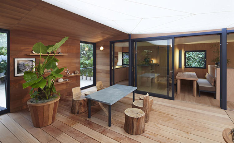 In/Out - Charlotte Perriand La Maison Au Bord De L'eau