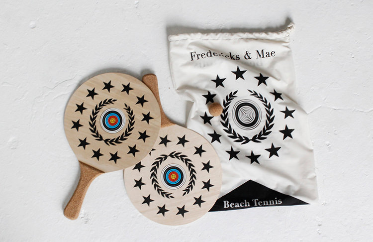 In Out - Online Finds: Fredericks and Mae