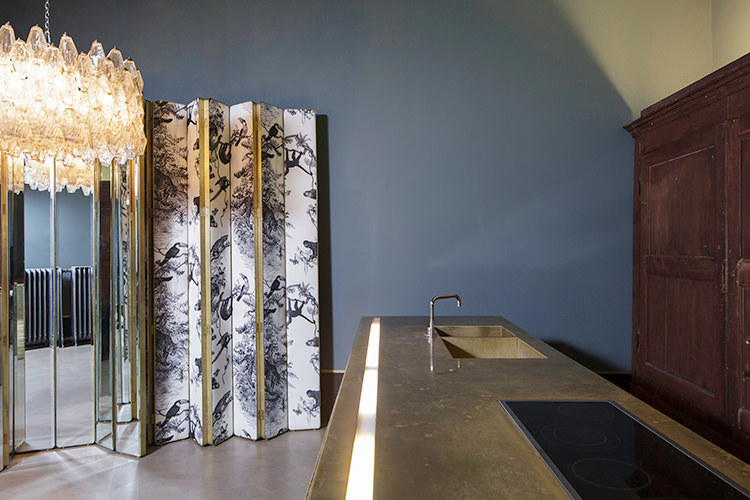 In/Out - Out/About: Dimore Gallery