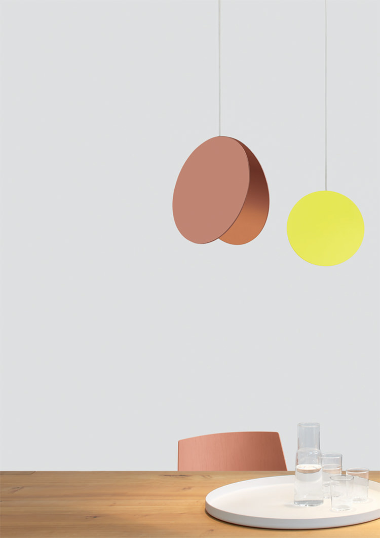 In/Out - E15: New Lights