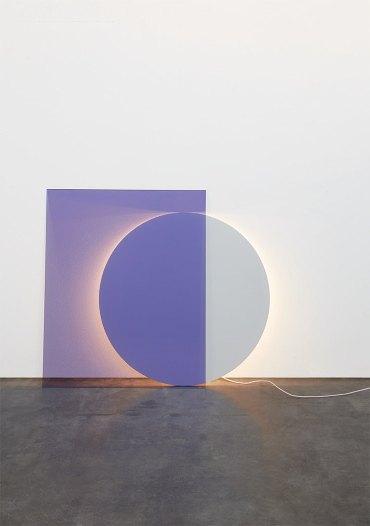 In/Out - E15: New Lights