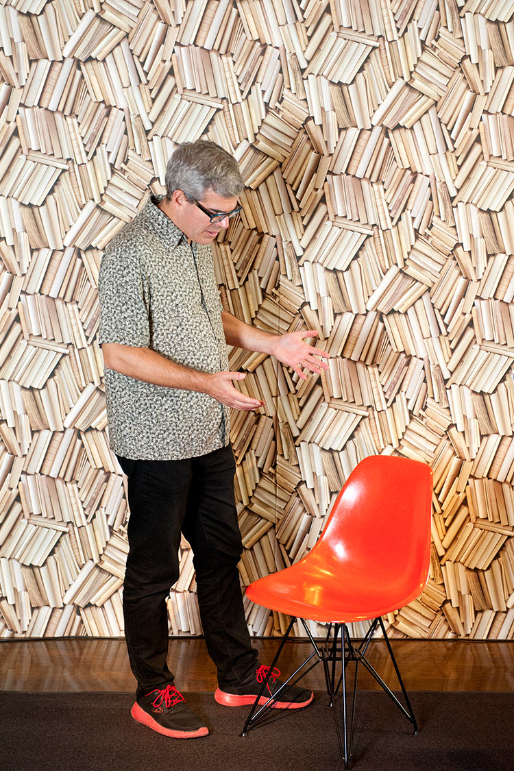 In/Out - Chat in a Chair: Eames Demetrios