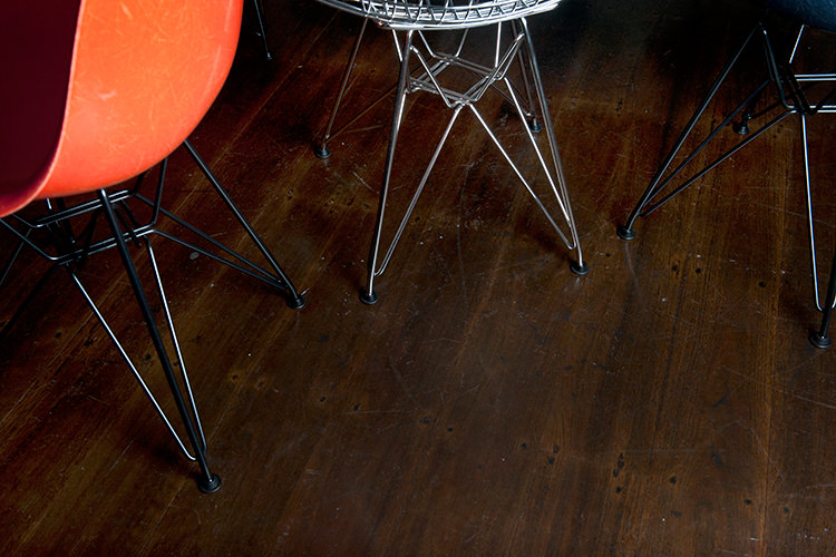 In/Out - Chat in a Chair: Eames Demetrios