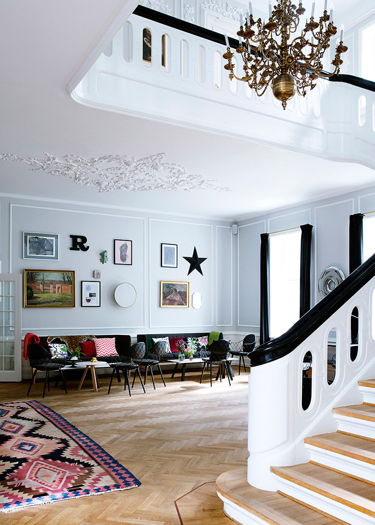 In/Out - Out/About: OUT/ABOUT: Rungstedgaard Hotel