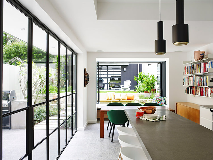 In/Out: The Avenue by Arent&Pyke