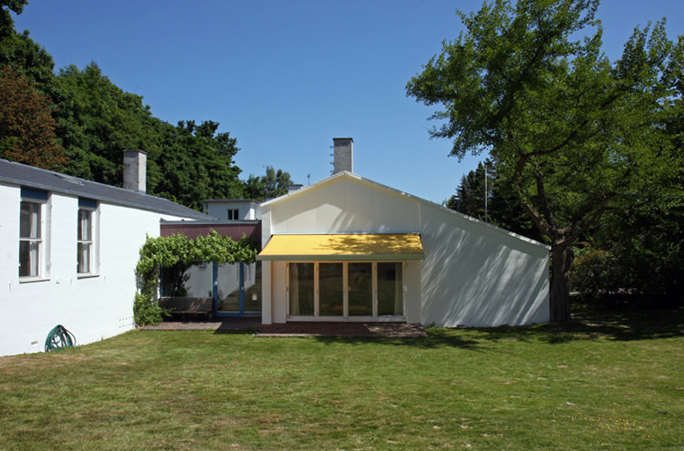 In/Out - OUT/ABOUT: Finn Juhl's House