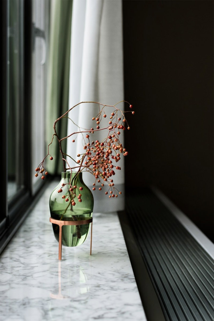 In/Out: HAYON Studio - Room 506 At Raddison Blu Royal Hotel