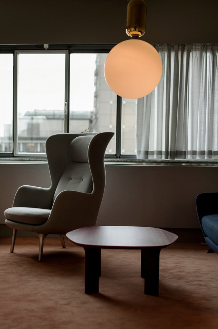 In/Out: HAYON Studio - Room 506 At Raddison Blu Royal Hotel