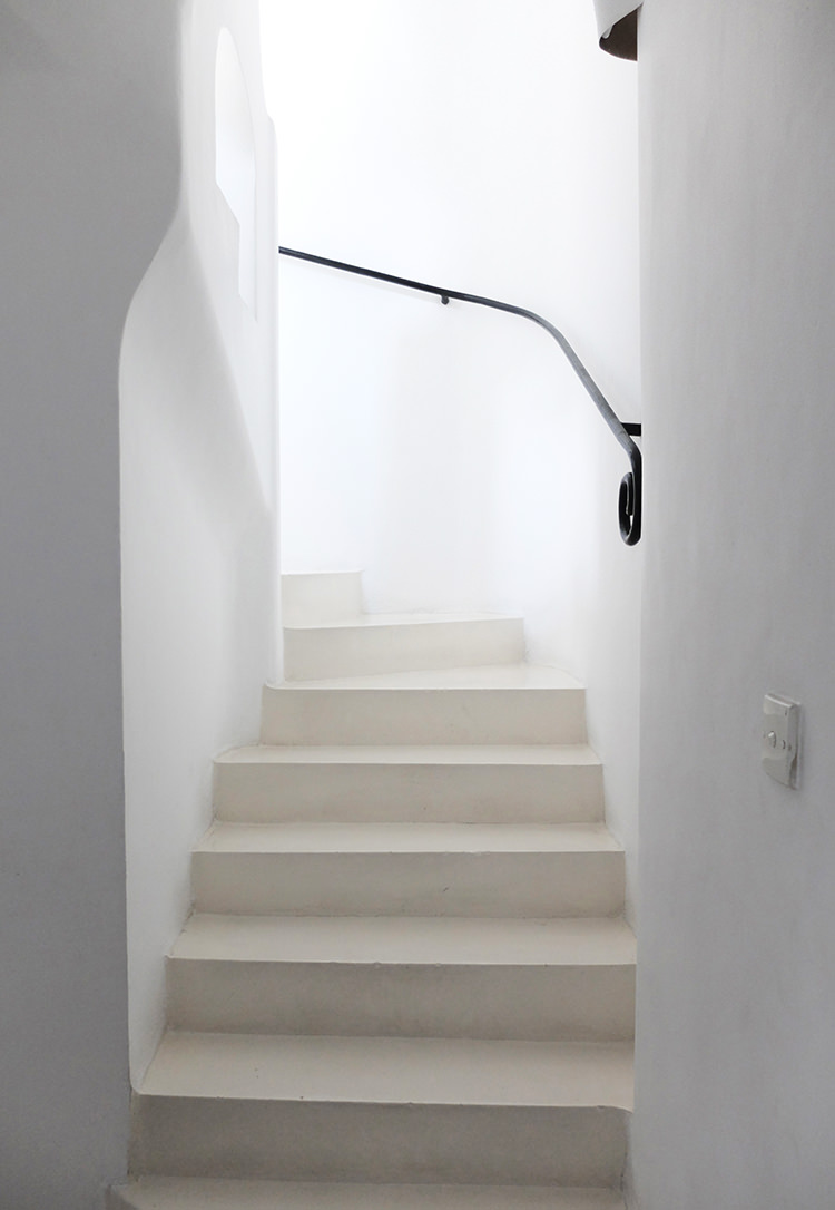 In/Out: Geoffrey Bawa Number 11 Colombo