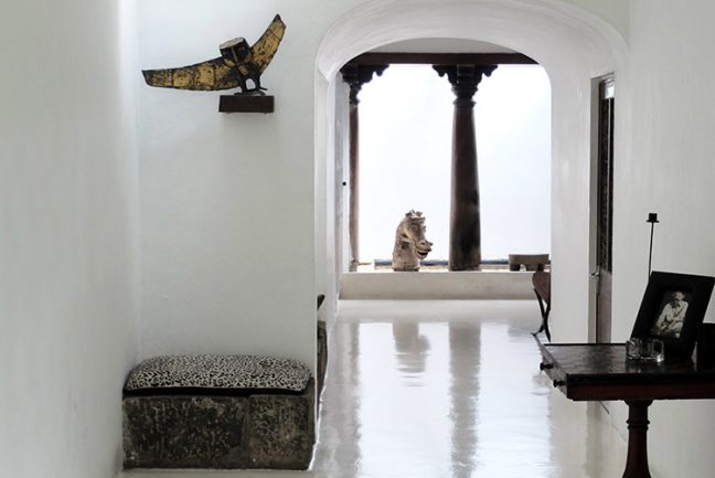 In/Out: Geoffrey Bawa Number 11 Colombo