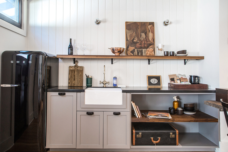 In/Out - OUT/ABOUT: HOTEL COVELL