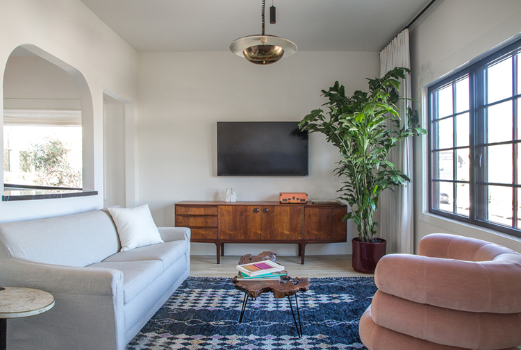 In/Out - OUT/ABOUT: HOTEL COVELL
