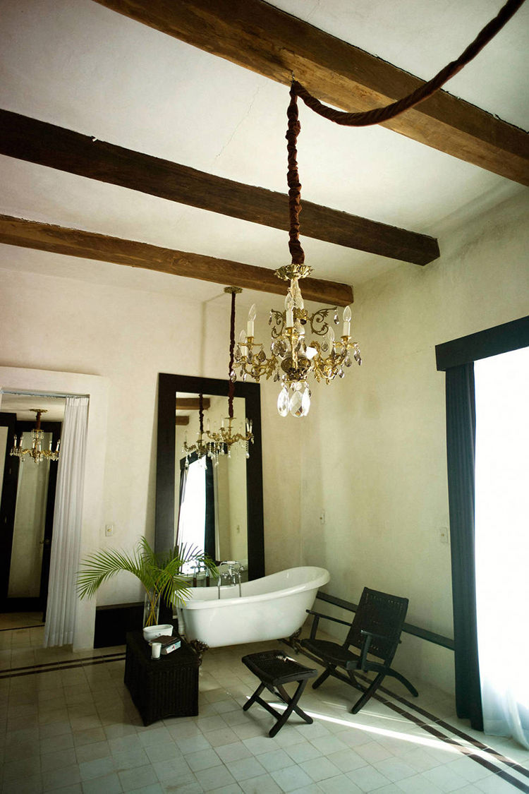 In/Out - OUT/ABOUT: Coqui Coqui Perfumery Yucatán