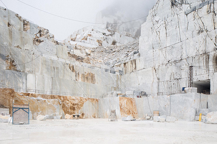 OUT/ABOUT: Frederik Vercruysse 'Tempo Polveroso'
