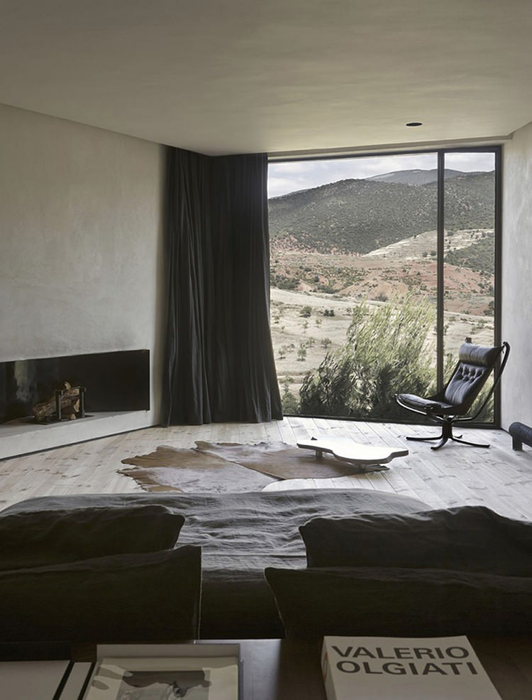 In/Out: VILLA E BY STUDIO KO