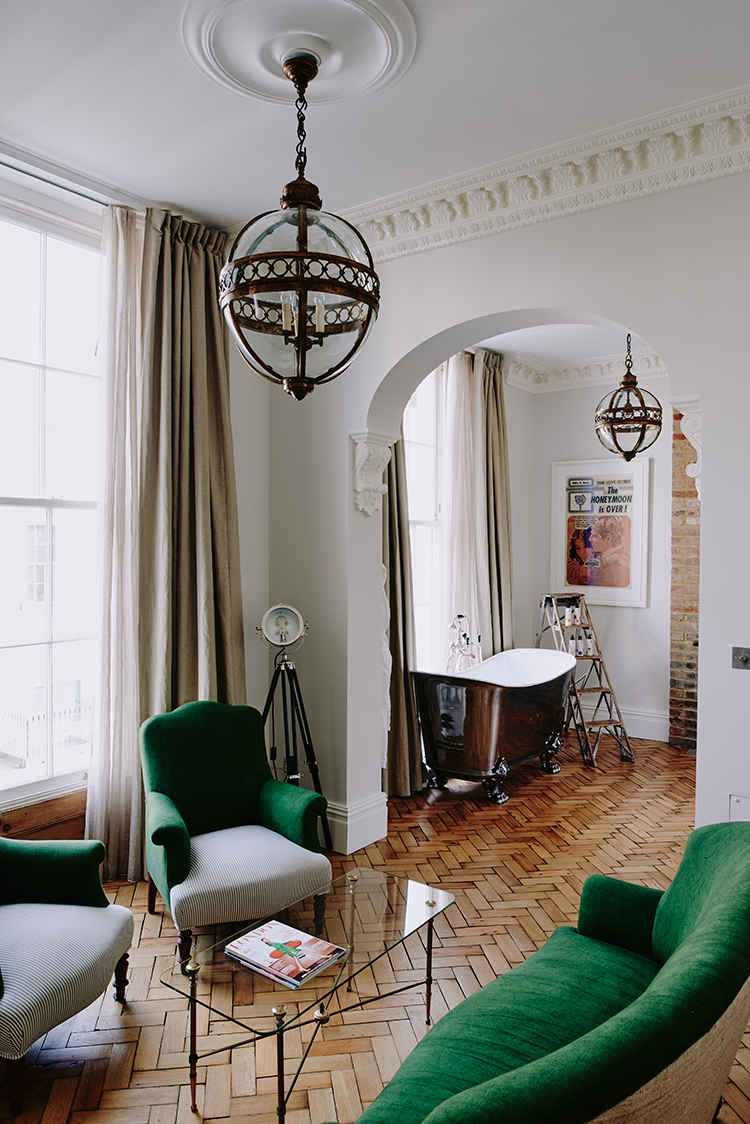 In/Out: Artist Residence Hotel