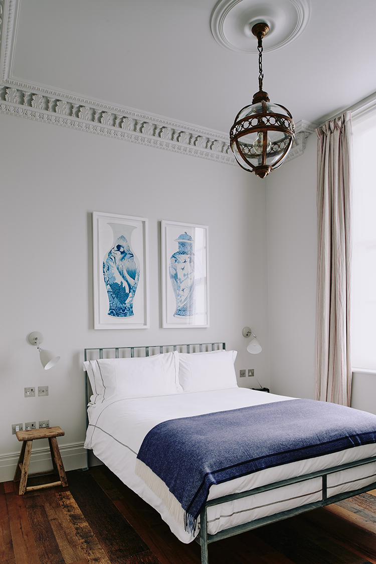 In/Out: Artist Residence Hotel