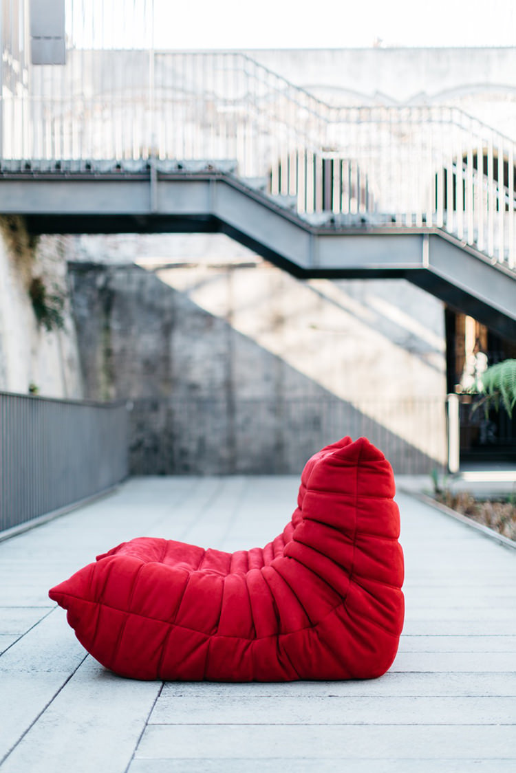 In/Out - CHAT IN A CHAIR: NICKY LOBO