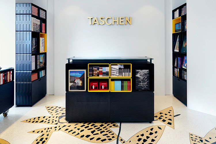 In/Out: TASCHEN STORE MILAN
