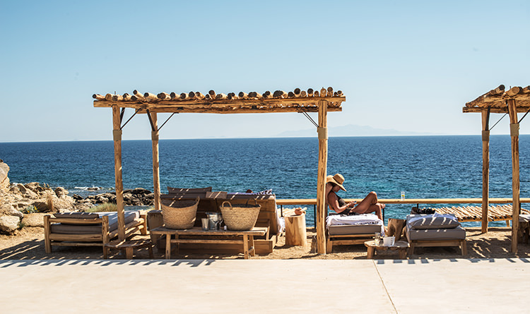 In/Out: Scorpios Mykonos