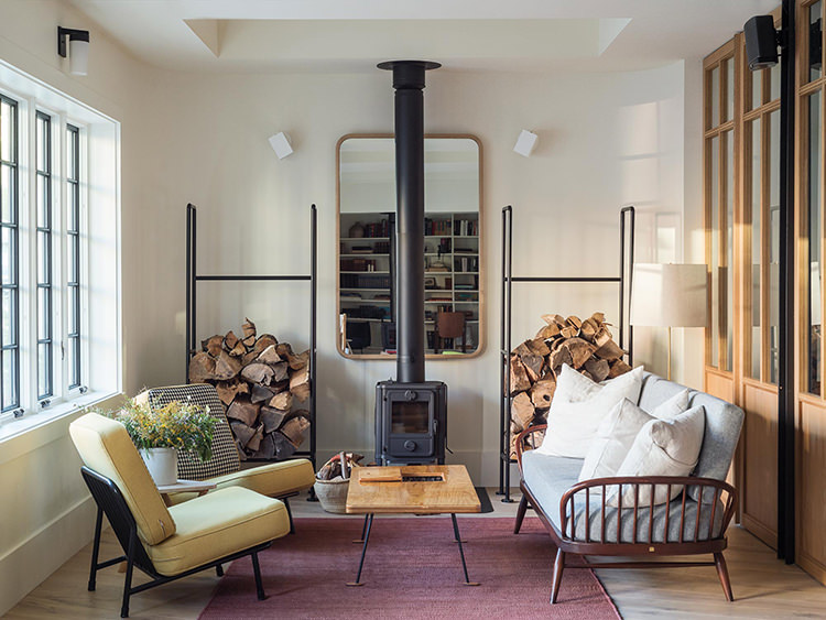 In/Out: Rivertown Lodge