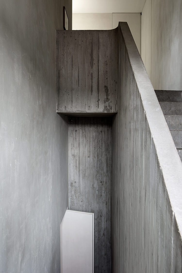 In/Out: Grannmarket 13