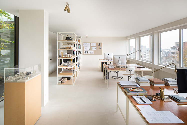 In/Out: Hans Verstuyft Residence and Office