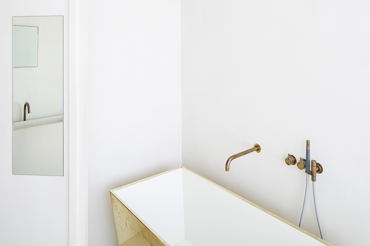In/Out: Hans Verstuyft Residence and Office