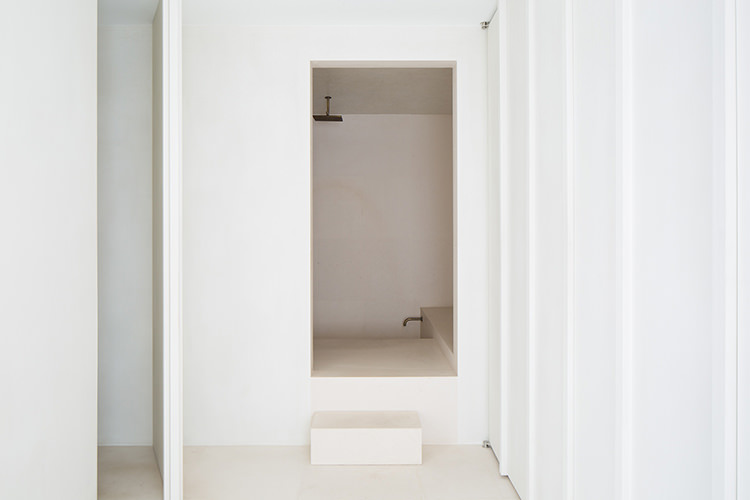 In/Out: Hans Verstuyft Residence and Office