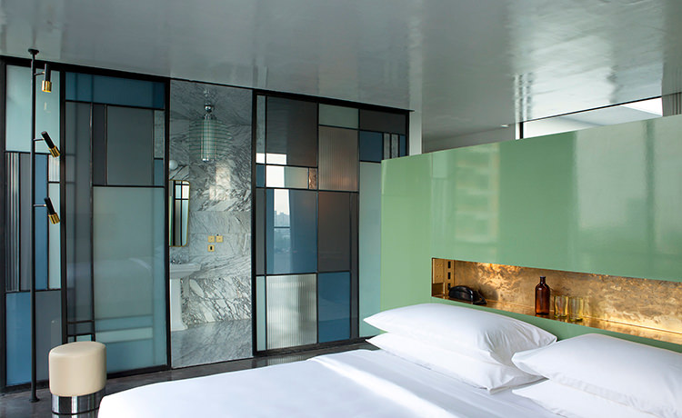 In/Out: Casa Fayette