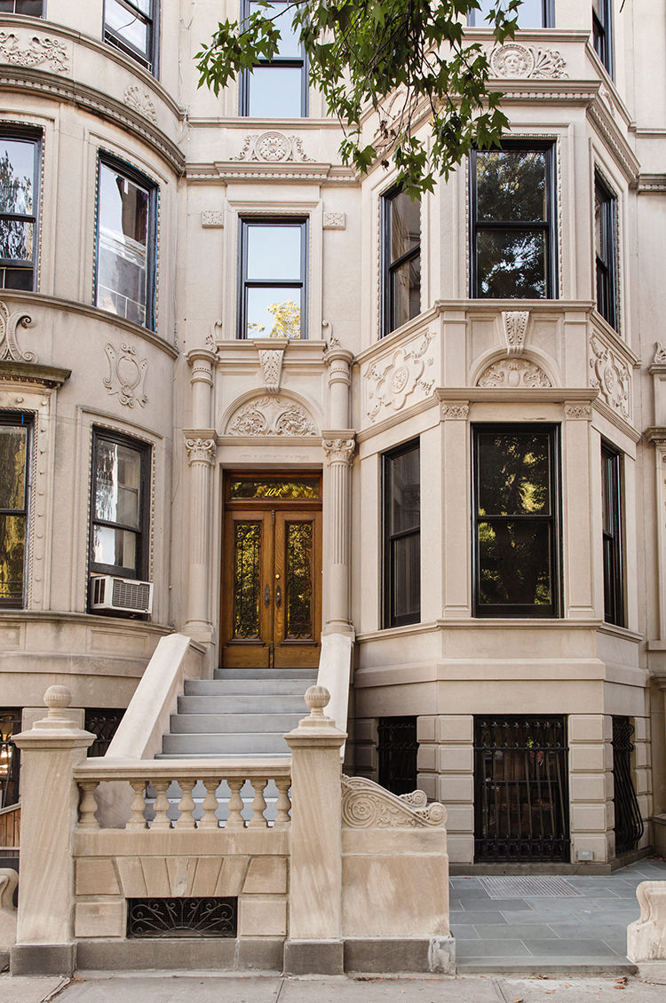 In/Out: Prospect Place Townhouse by Ensemble Architecture. DPC