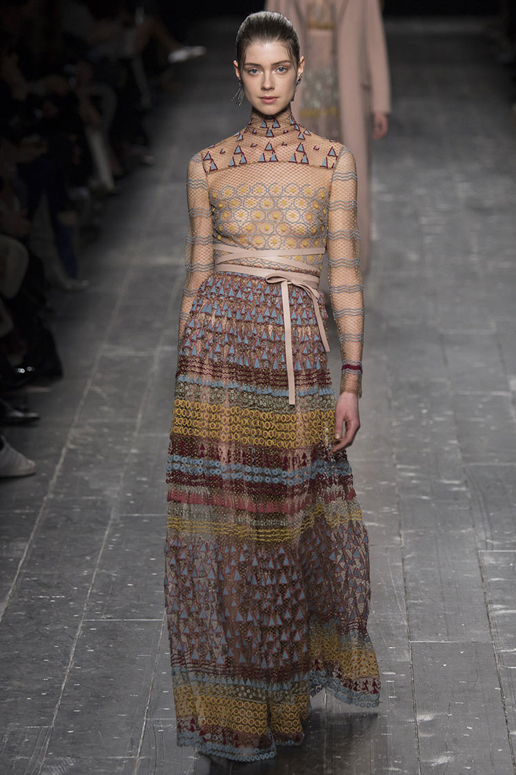 In/Out: Valentino Fall 2016