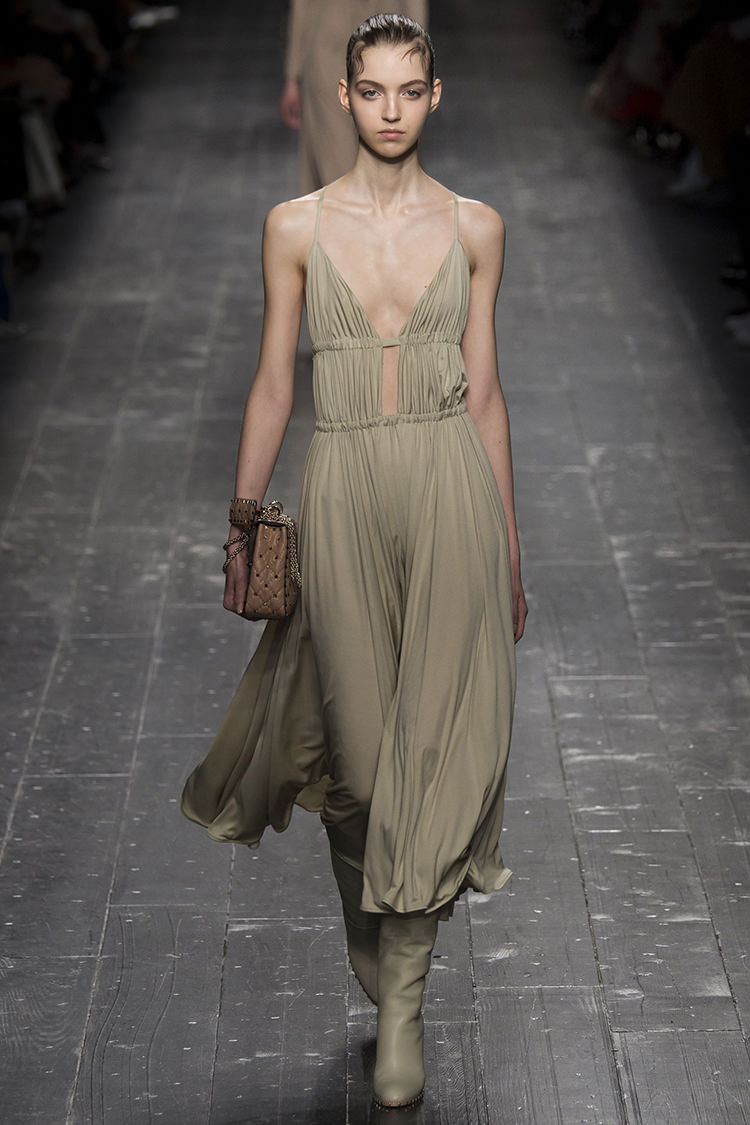 In/Out: Valentino Fall 2016