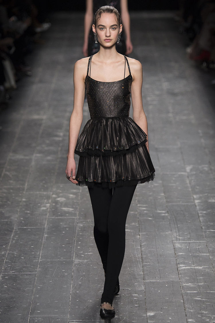 In/Out: Valentino Fall 2016