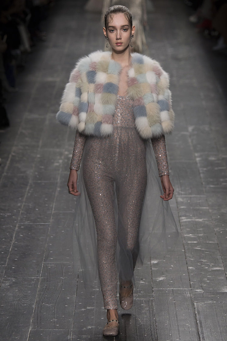 In/Out: Valentino Fall 2016