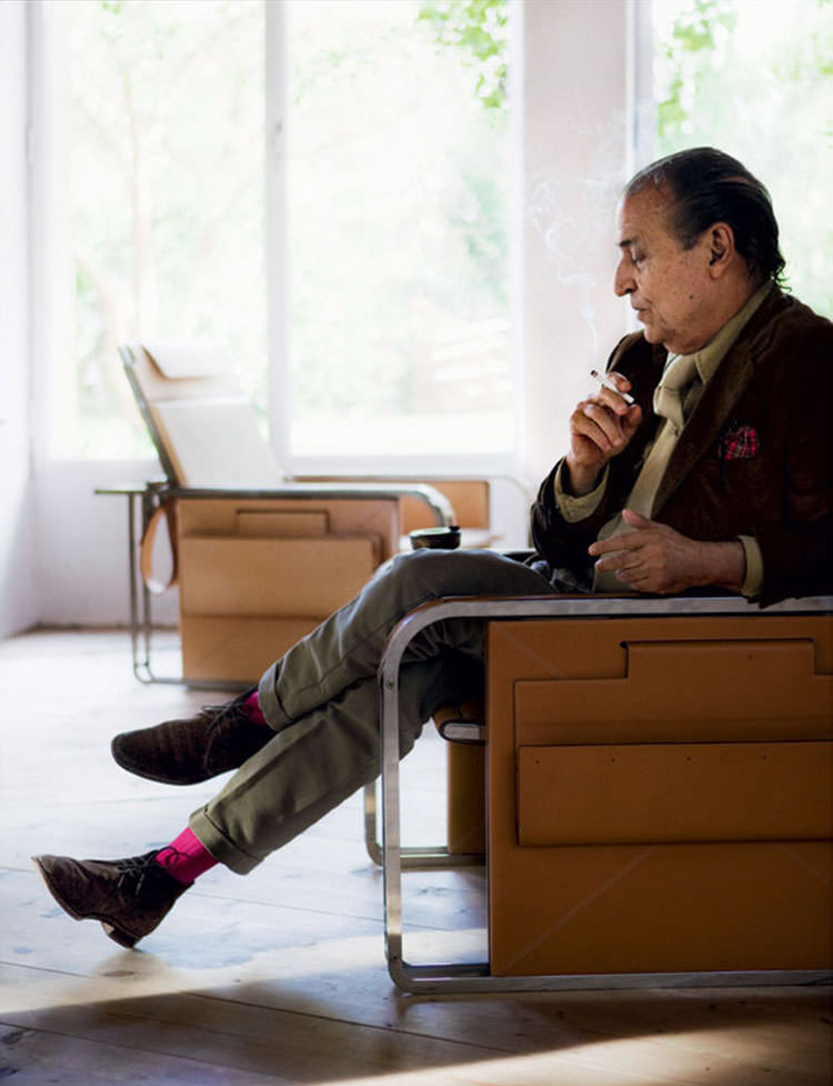 In/Out: Xavier Corbero’s home