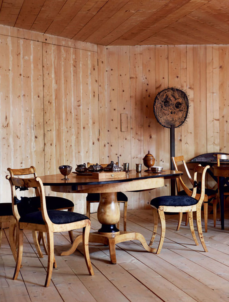 In/Out: Xavier Corbero’s home