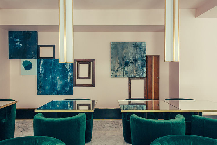In/Out: Hotel Saint Marc, Paris