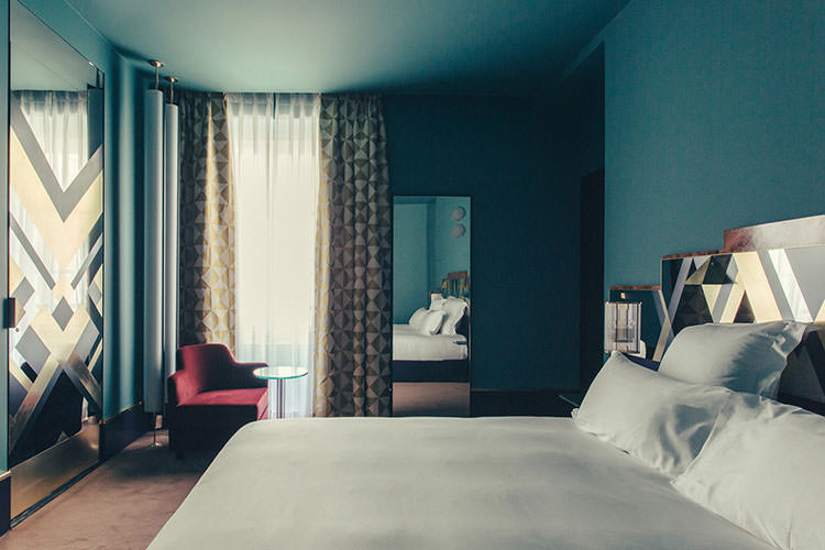 In/Out: Hotel Saint Marc, Paris