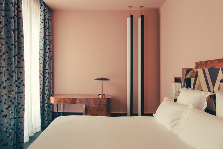 In/Out: Hotel Saint Marc, Paris