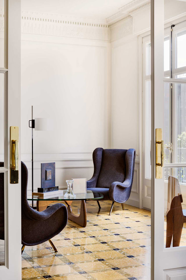 In/Out: Barcelona apartment of designer Miquel Alzueta