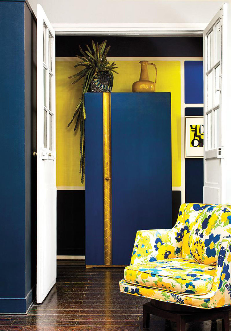 In/Out: The Revolving Decor of Florence Lopez
