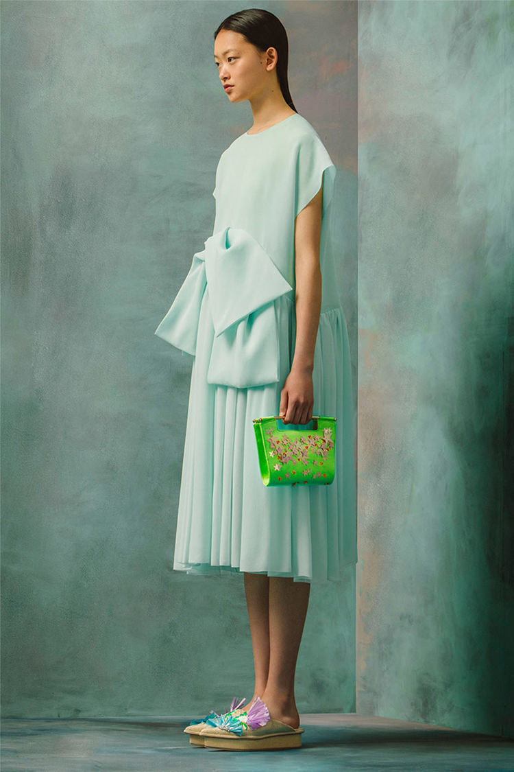 In/Out: Delposo Resort 17
