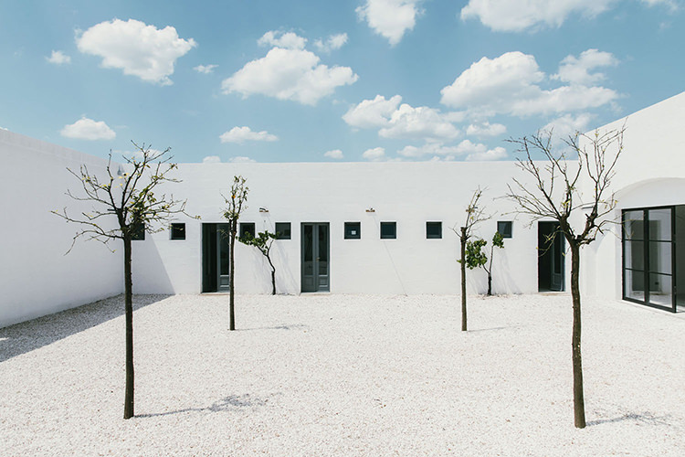 In/Out:Masseria Moroseta Puglia_07