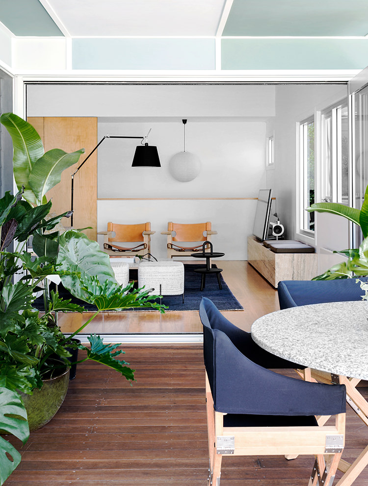 In/Out: Macmasters Beach House by Arent&Pyke