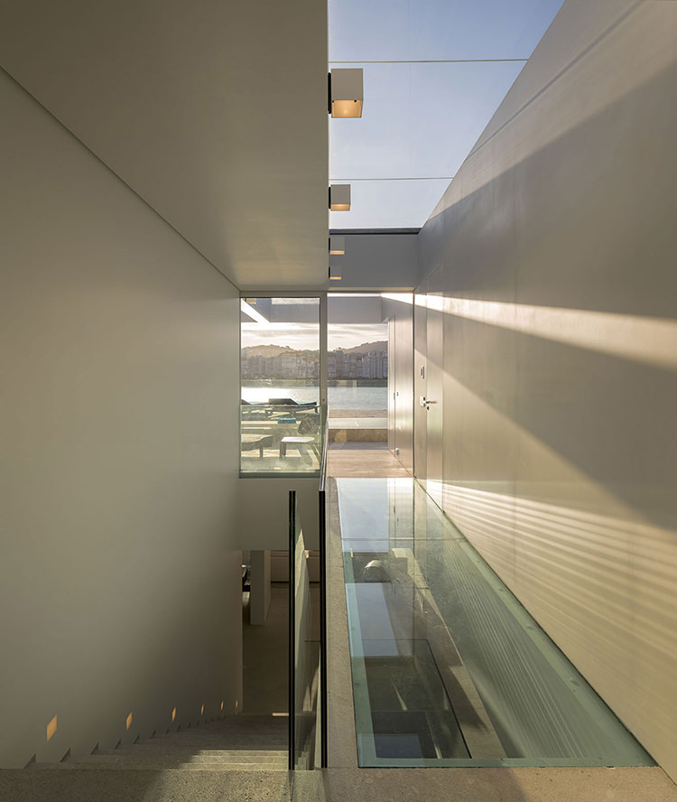 In/Out: Rio dreaming with Studio Arthur Casus